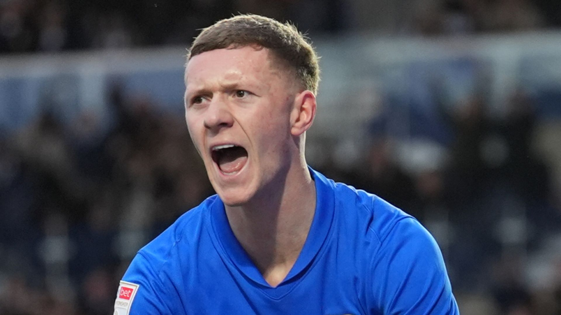 Birmingham grimpe au top 10 en battant Preston 2-1