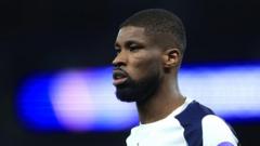 Tottenham condamne les abus racistes contre Kevin Danso