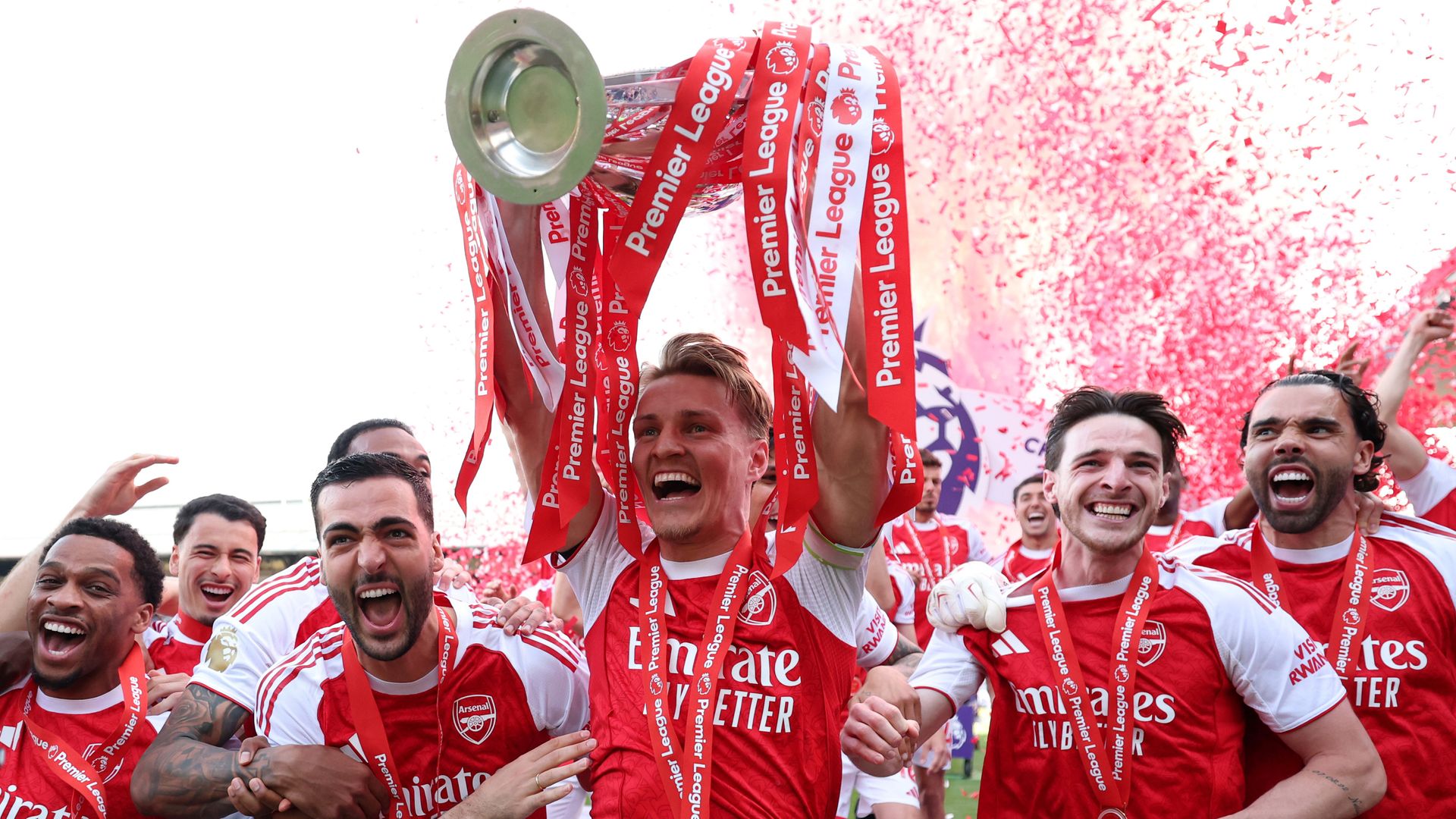 Neville : l’Arsenal doit gagner la C1 pour être le meilleur