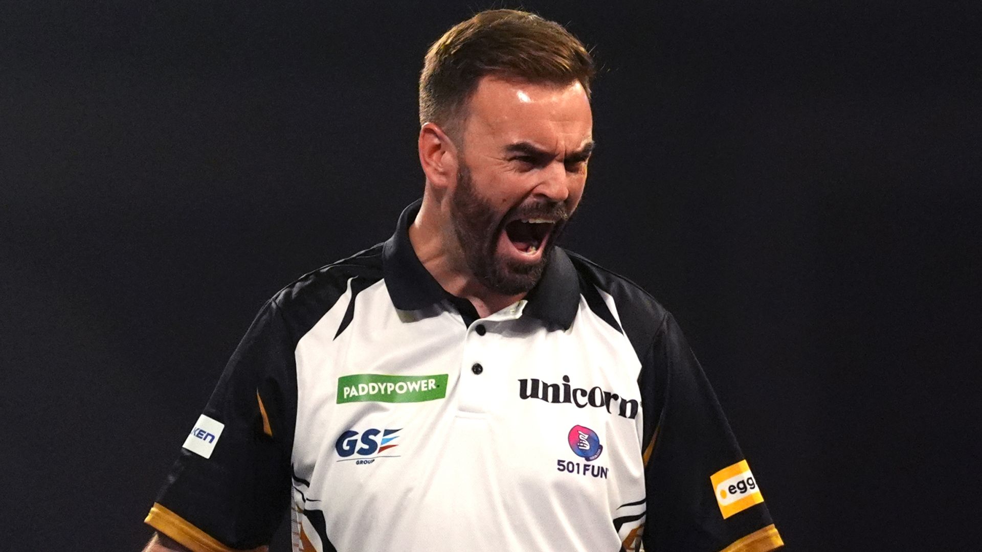 Ross Smith wins his first title on the European Tour