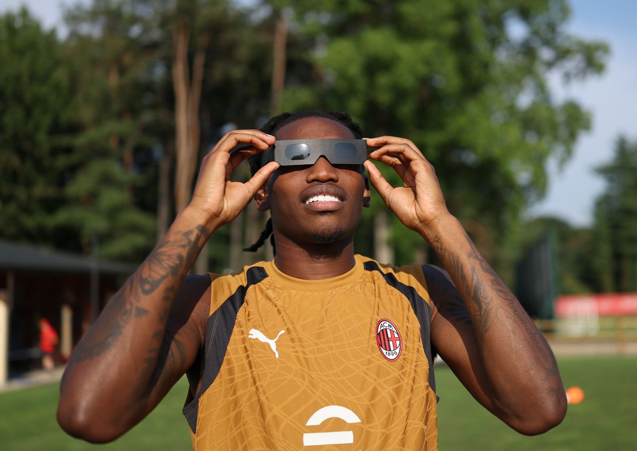 Aston Villa se tourne vers Ibrahim Mbaye et enterre Leao