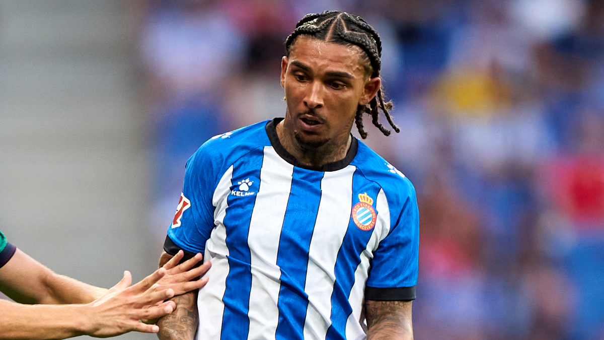 Espanyol edge Levante 3-0 with Dolan’s late goal