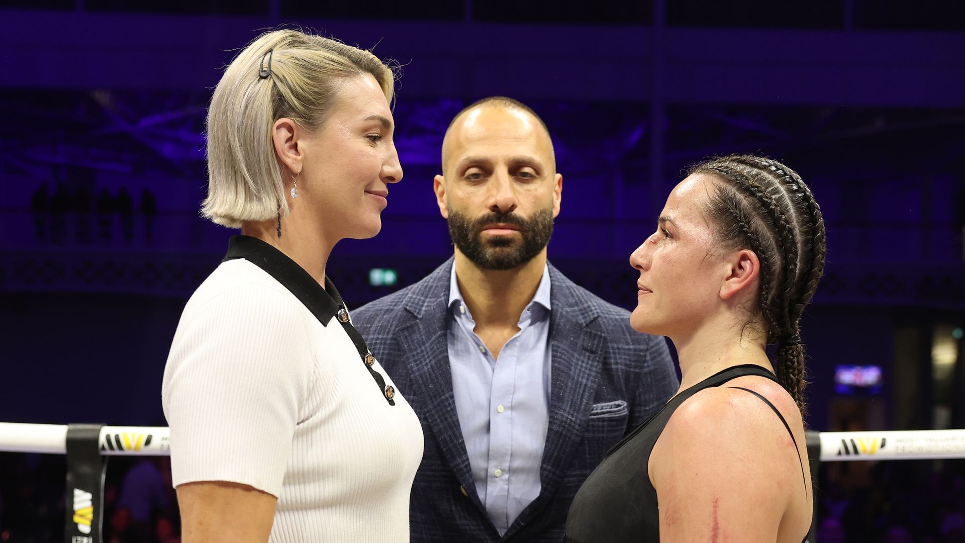 Le vainqueur de Mayer-Cameron entrera dans l&rsquo;histoire de la boxe féminine