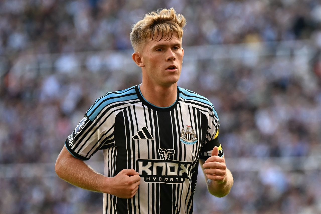 Newcastle et ses secrets de transferts : qui part, qui arrive ?