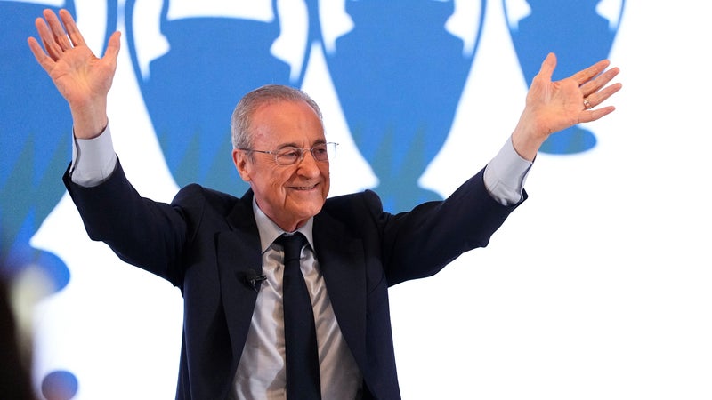 Real Madrid offre un maillot historique à ses socios pour ses 125 ans