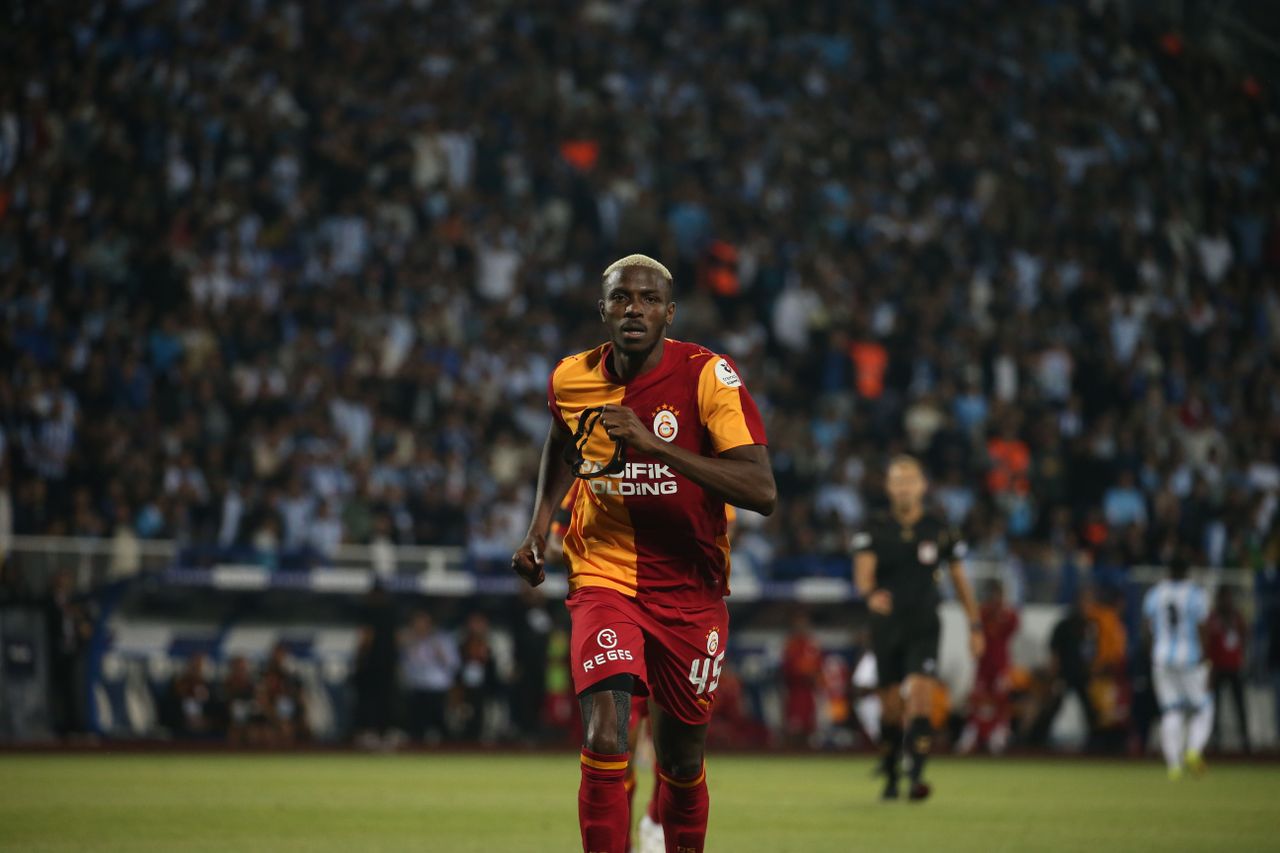 Tottenham doit signer Osimhen cet été malgré le risque financier