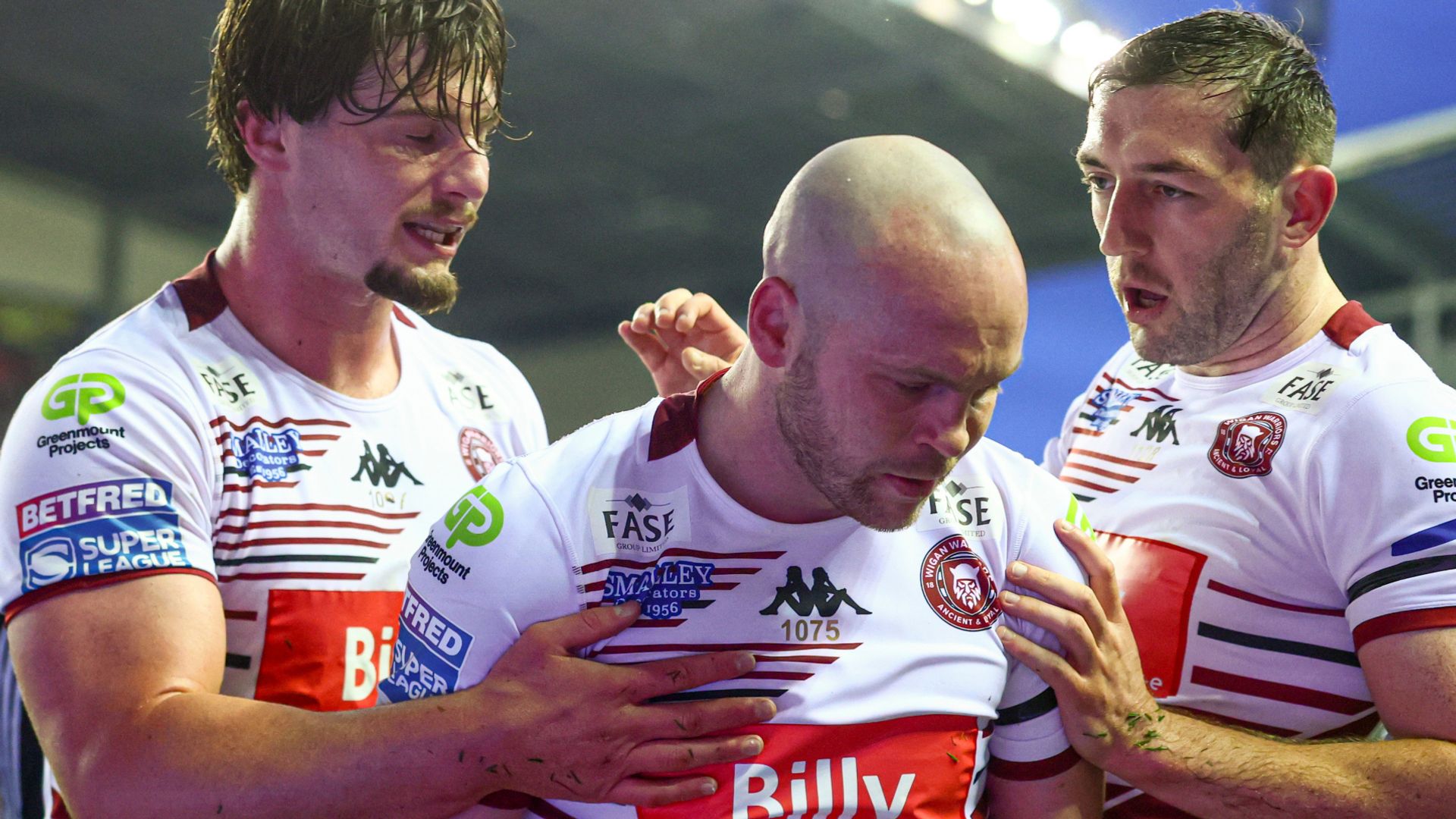 Wigan écrase Hull KR 46-0 en hommage à Sir Billy Boston