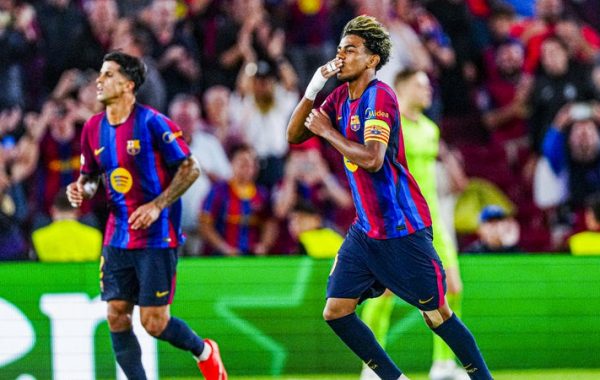 Barça invincible selon l&rsquo;entraîneur du Feyenoord
