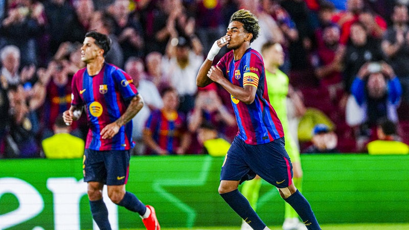 Barça invincible selon l&rsquo;entraîneur du Feyenoord