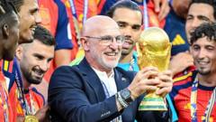Luis de la Fuente prolonge son contrat jusqu’en 2032 avec l’Espagne