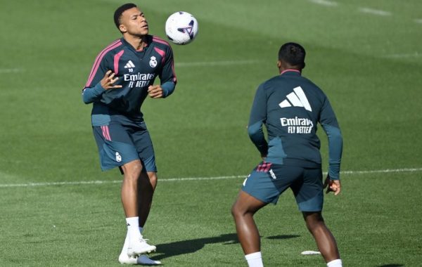 Mbappé chez On : premier aperçu des crampons révolutionnaires