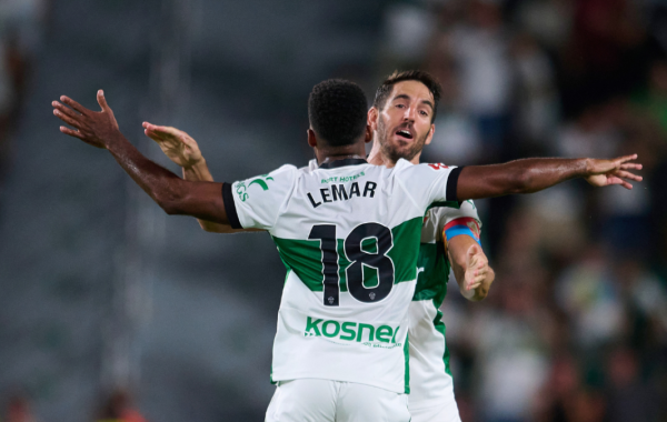Un coup de génie de Lemar relance l&rsquo;Elche face à la Real Sociedad