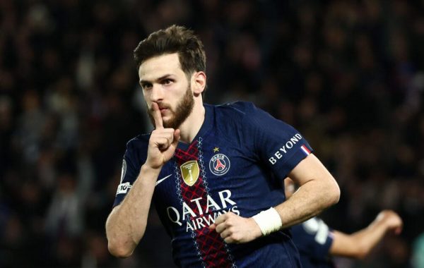 Khvicha Kvaratskhelia mérite-t-il le Onze d’Or 2026 ?